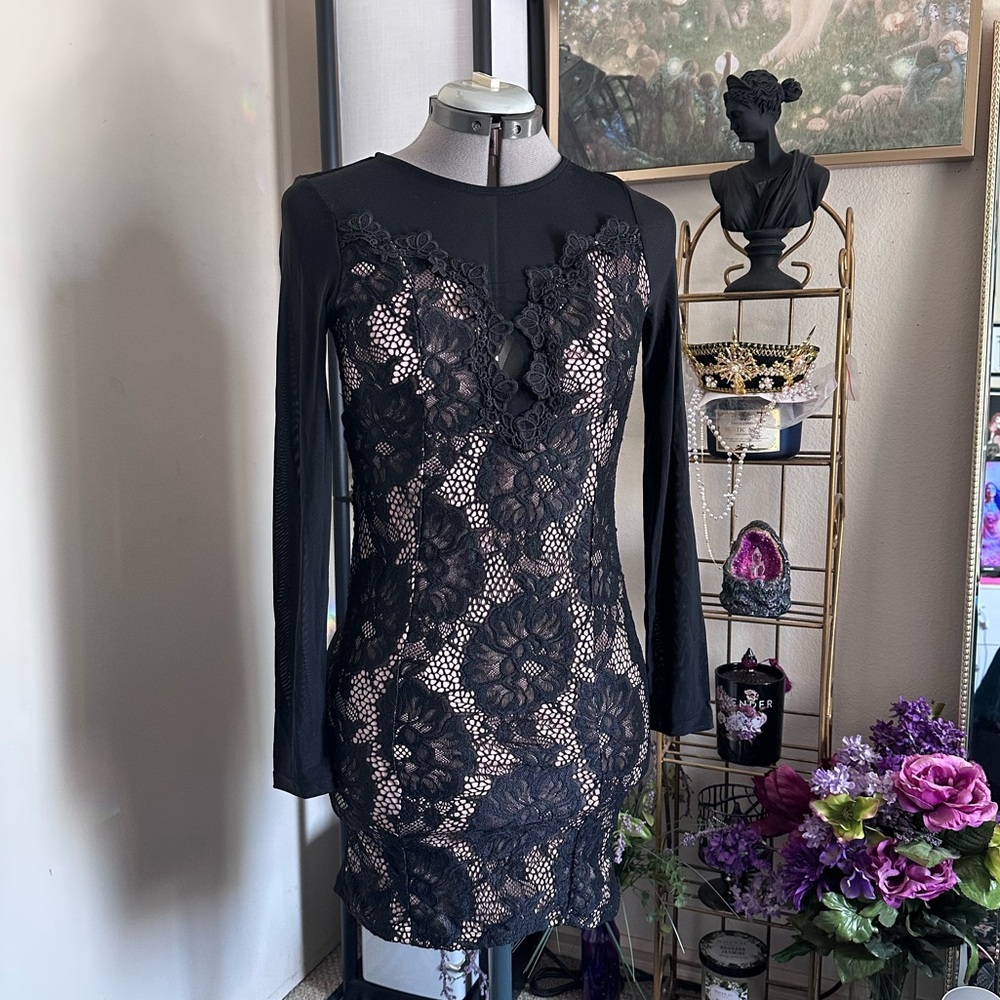 Haute Monde Black Floral Lace Dress